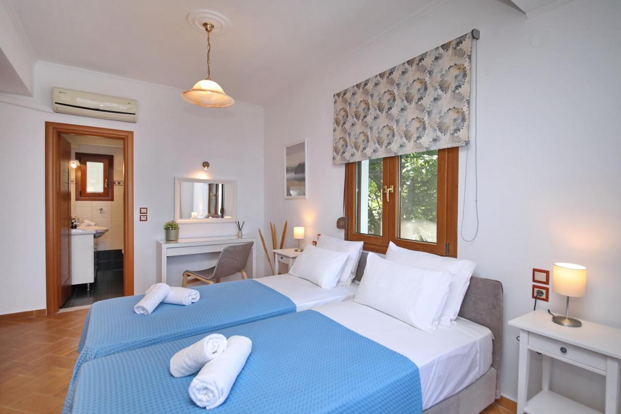 Villa Margini, Aegean Views , Pool Villa, Skopelos Exterior foto